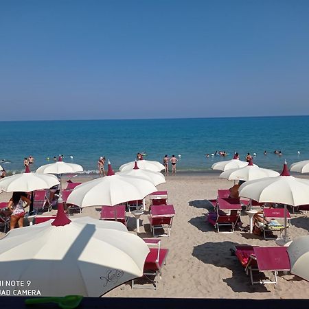Holiday Homes Campofelice di Roccella Kültér fotó