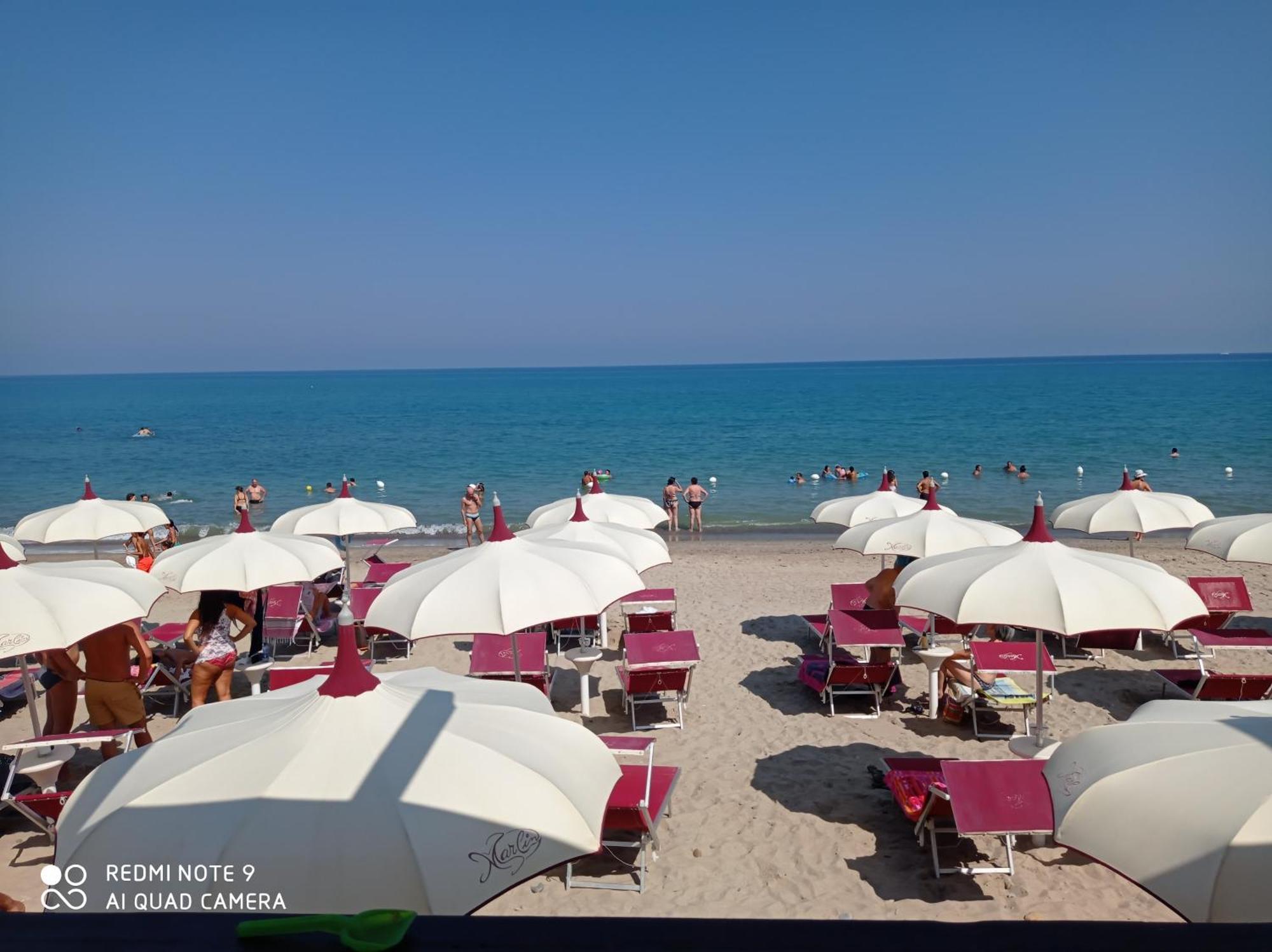 Holiday Homes Campofelice di Roccella Kültér fotó